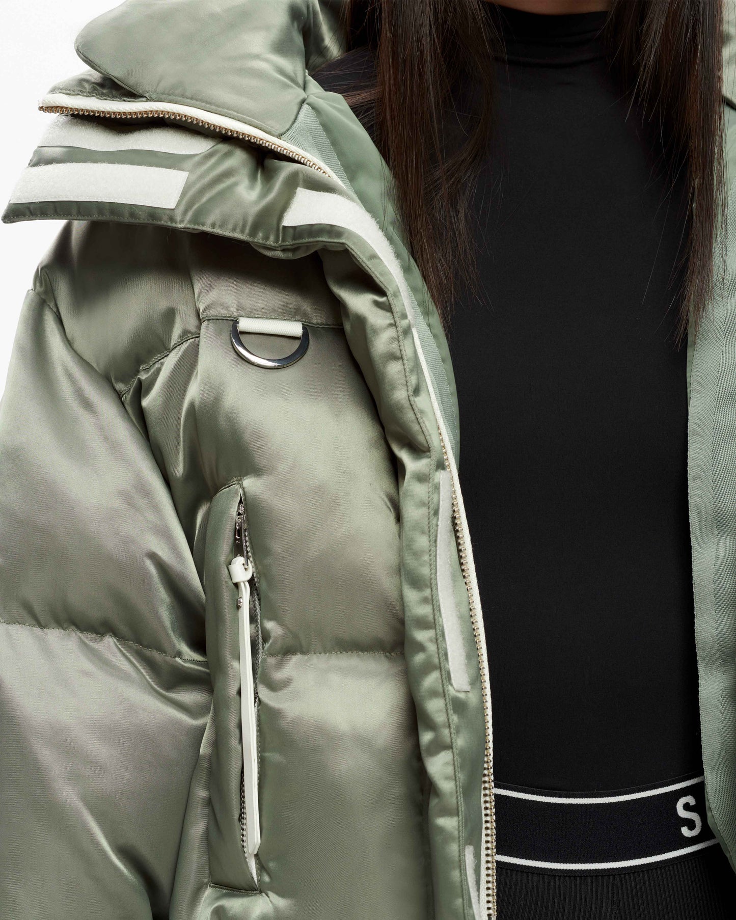 Willow Ama Short Puffer