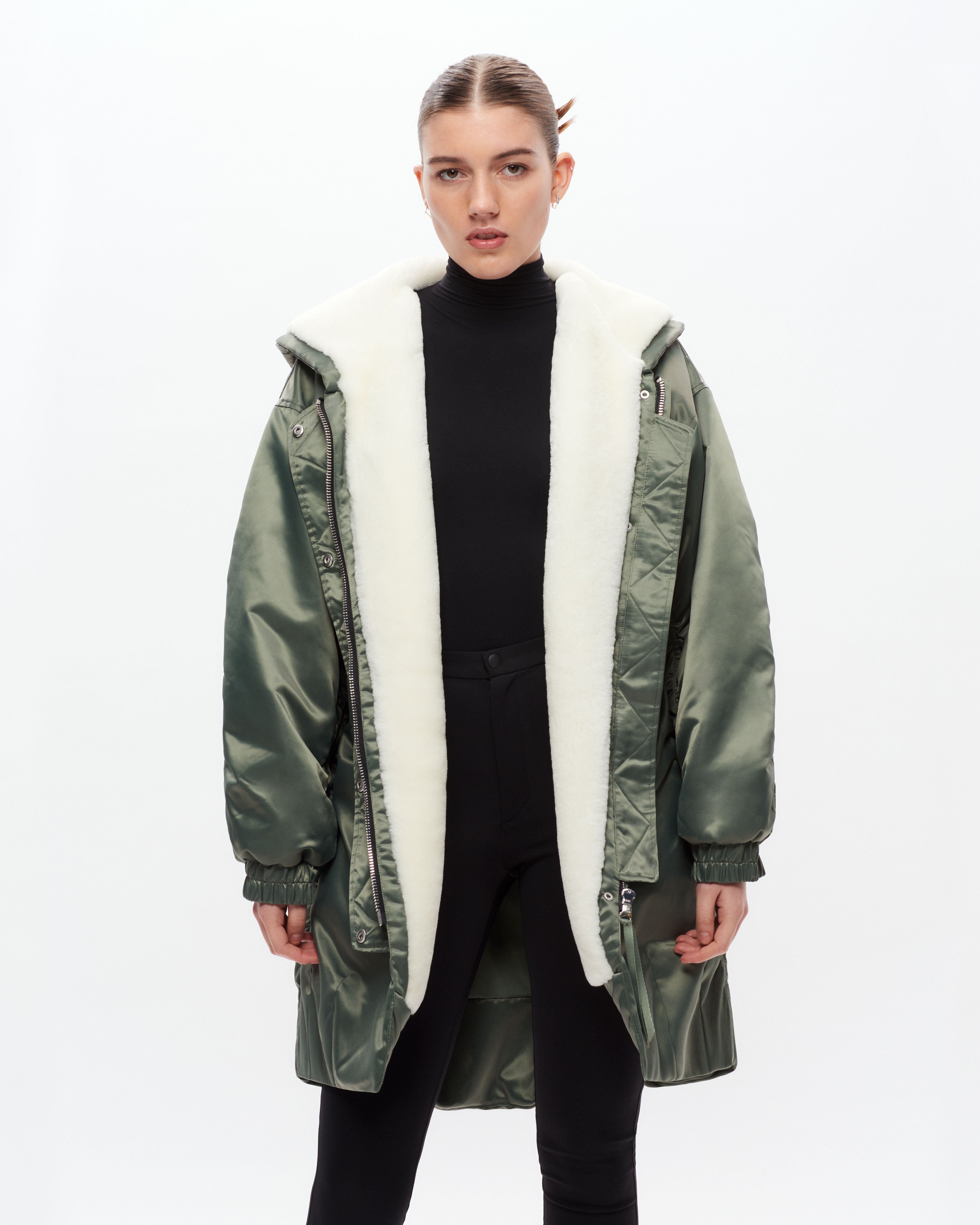 Mazi Coat x Maisie Williams – Shoreditch Ski Club