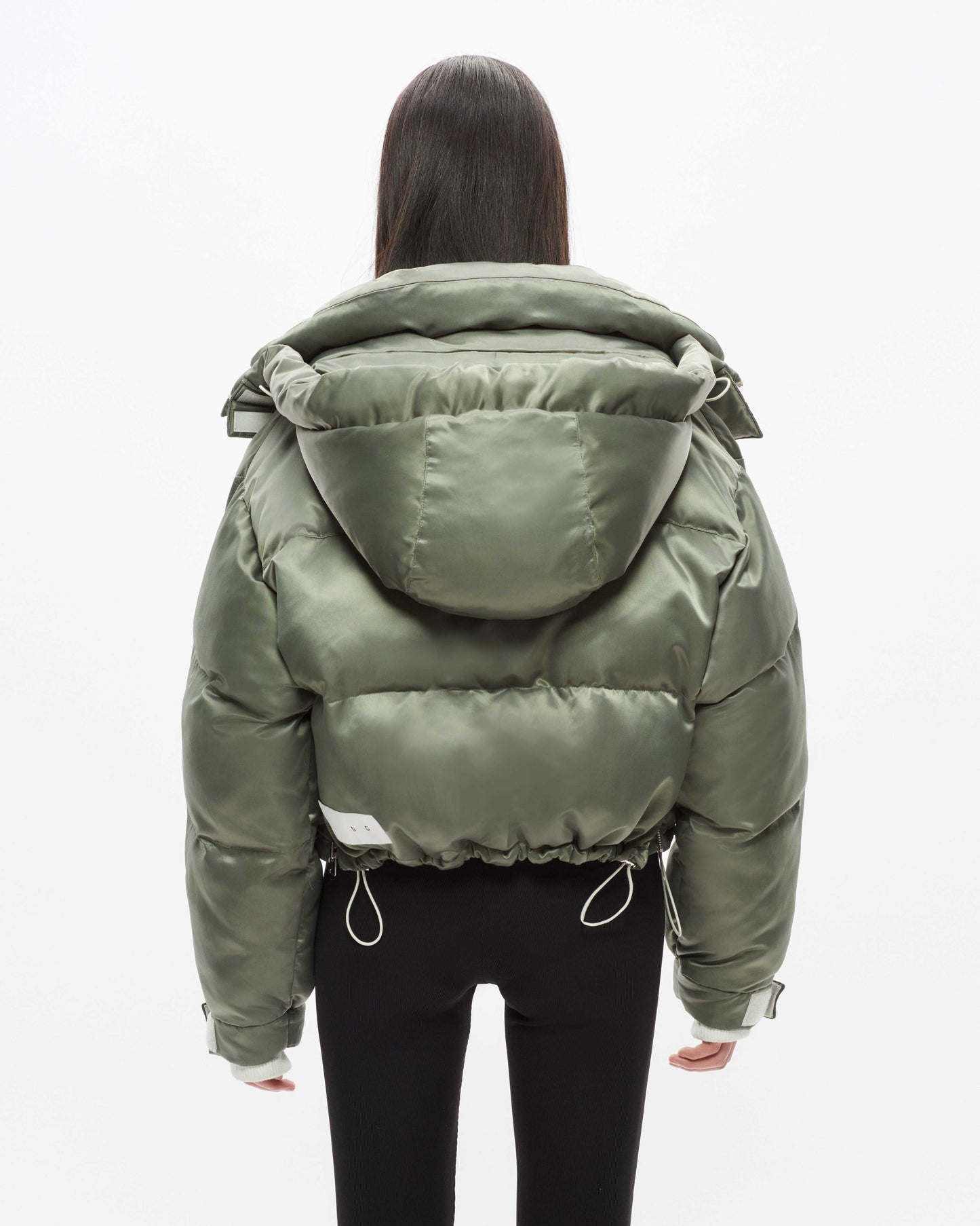 Willow Ama Short Puffer